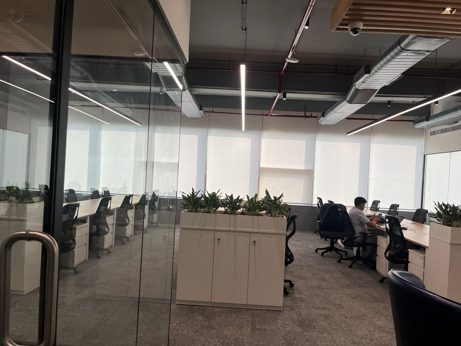 Global Green Interior Design Company Logo - Sustainable Design Experts